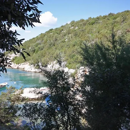 Seaside Secluded Cove Tatinja, Hvar - 5729 Apartment Vrbanj