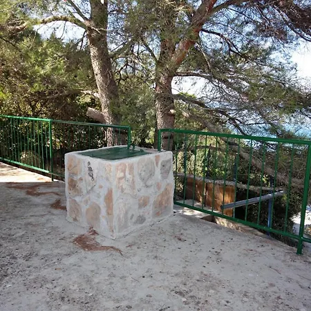 Seaside Secluded Cove Tatinja, Hvar - 5729 Apartment *