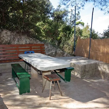 Seaside Secluded Cove Tatinja, Hvar - 5729 Apartment Vrbanj